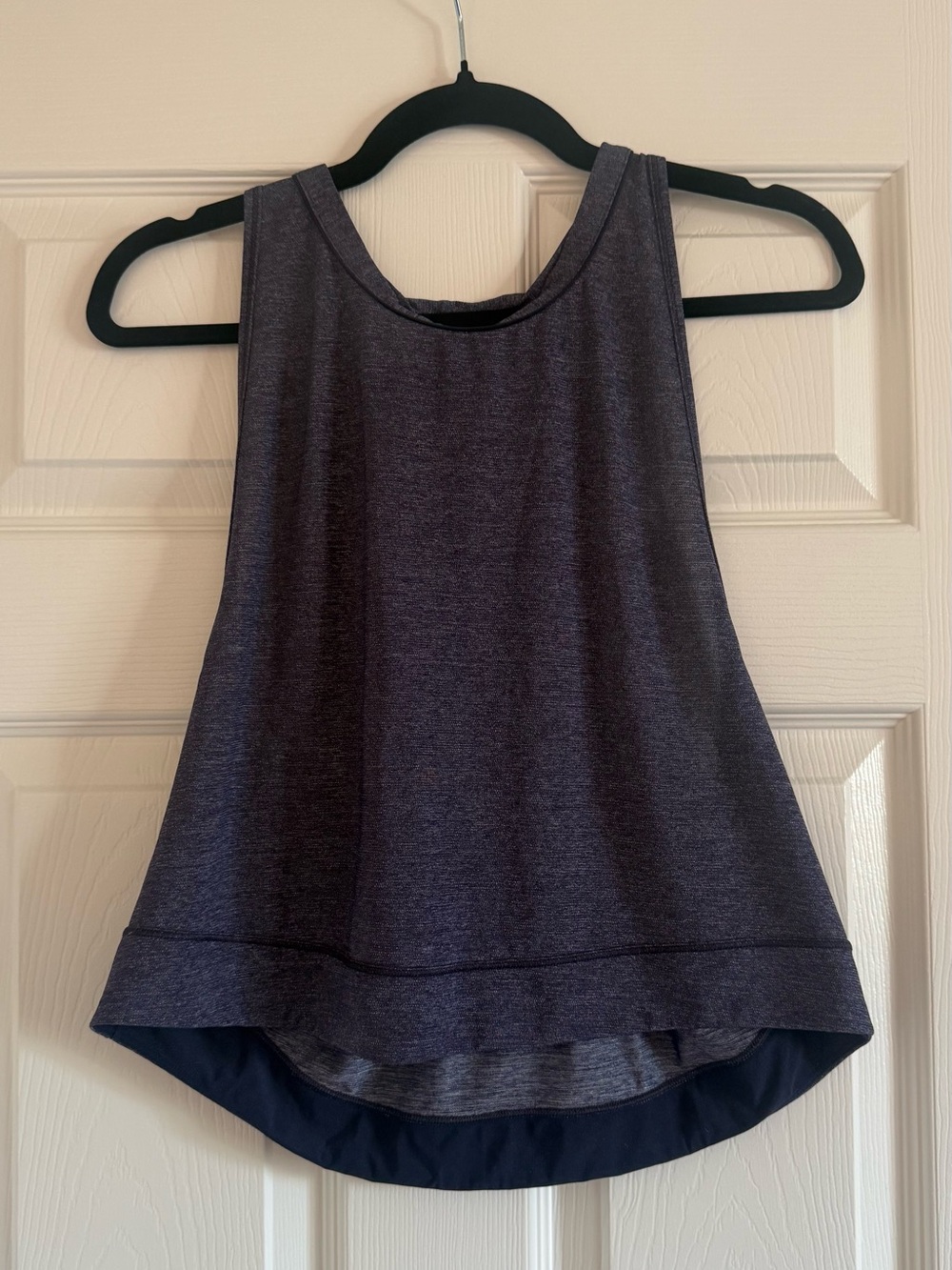 Lululemon size 8 tank